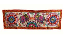 Zeige Details für Tischläufer 2 Elefanten Rosetten Bild von Tischläufer 2 Elefanten Rosetten